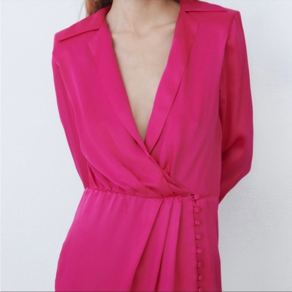 NWT - Blogger Fave! Zara Pink Mini Dress with Button detail - Picture 2 of 10